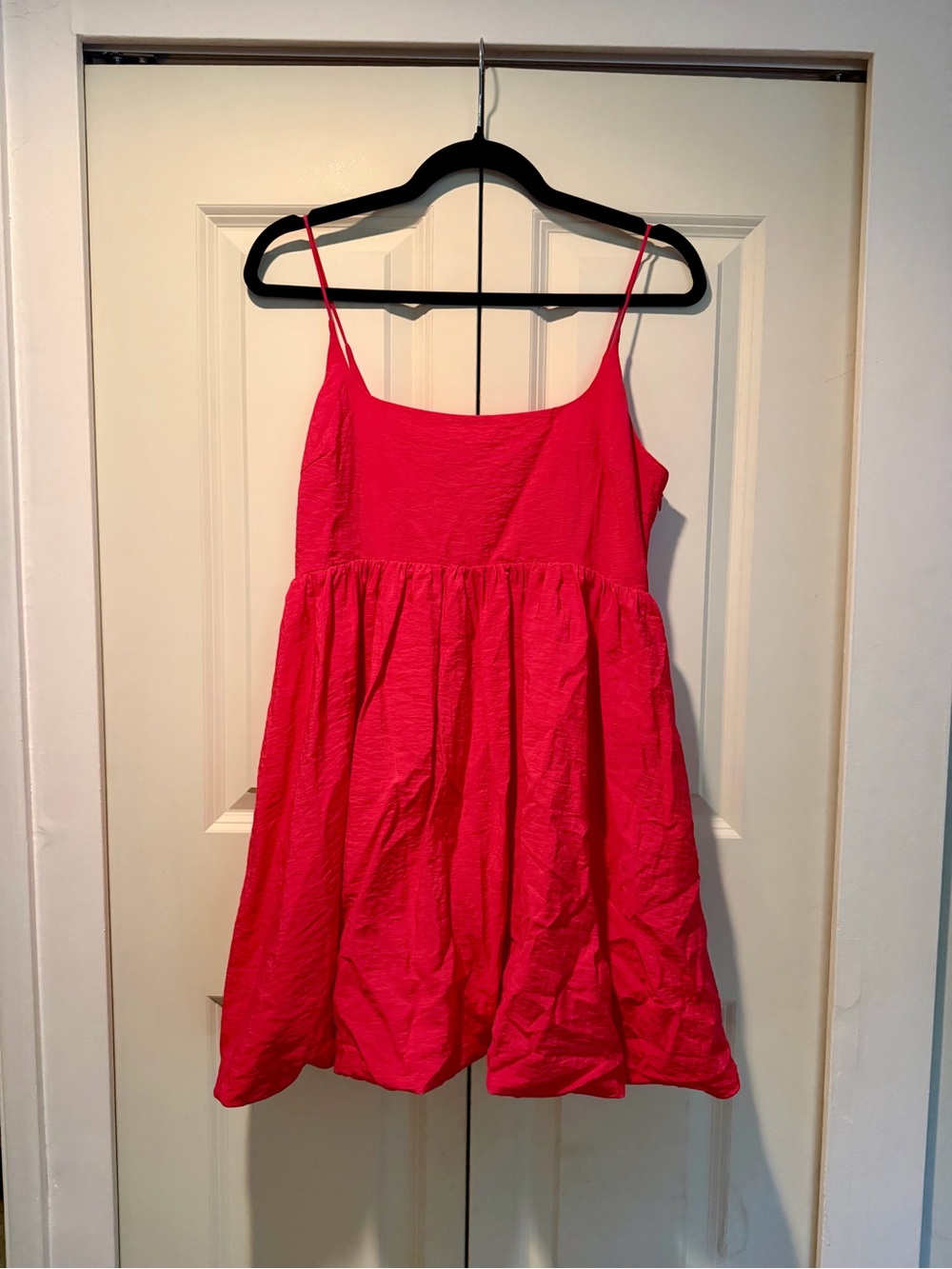 NWT Forever 21 Bright Pink Spaghetti Strap Bubble Dress